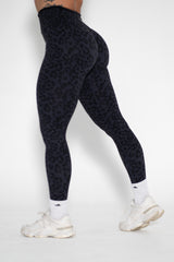 Luxe Scrunch Butt Leggings - Black Leopard