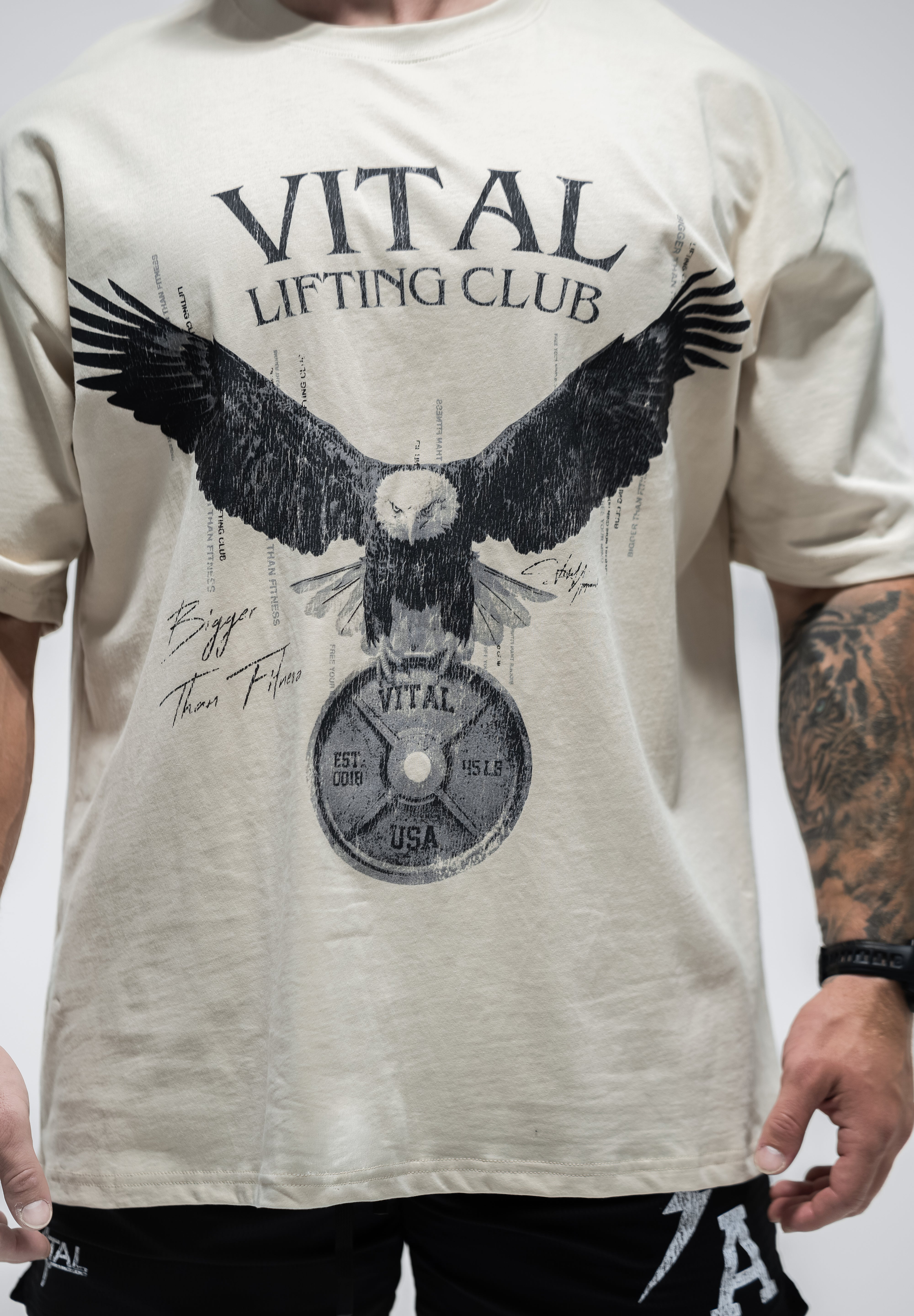 Oversized Pump Cover T-Shirt - Free Your Mind Cream