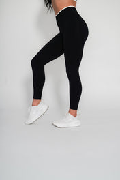 Luxe Scrunch Butt Leggings - Onyx