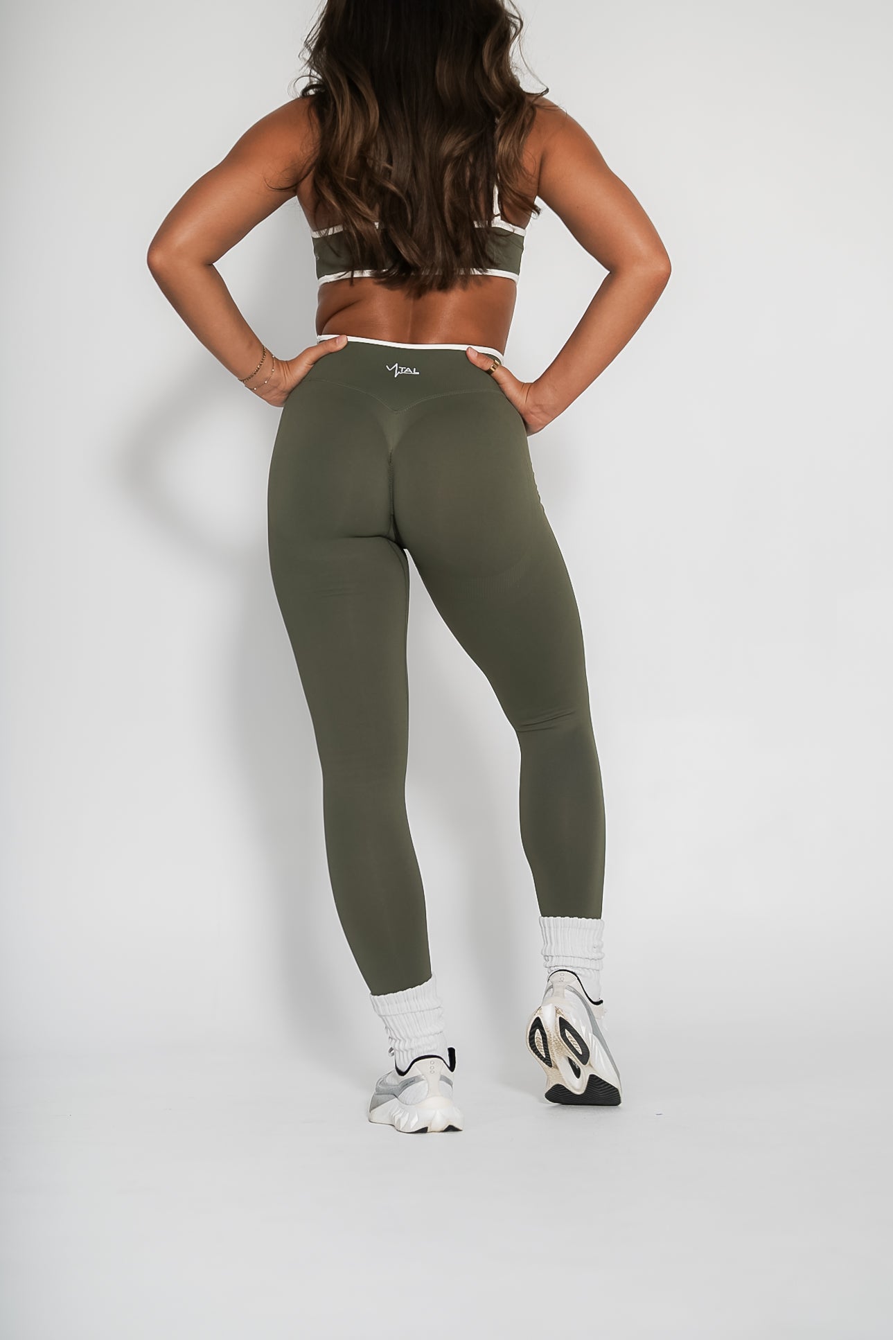 Luxe Scrunch Butt Leggings - Moss Green