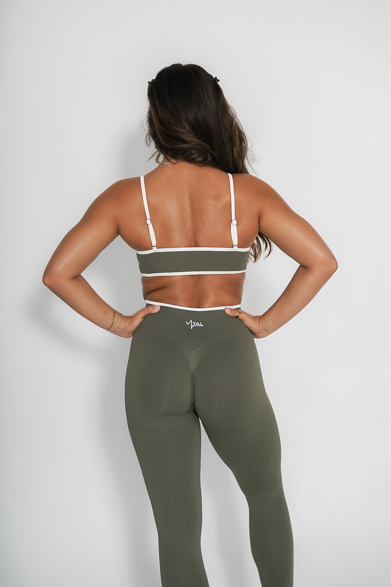 Luxe Tempo Bra - Moss Green