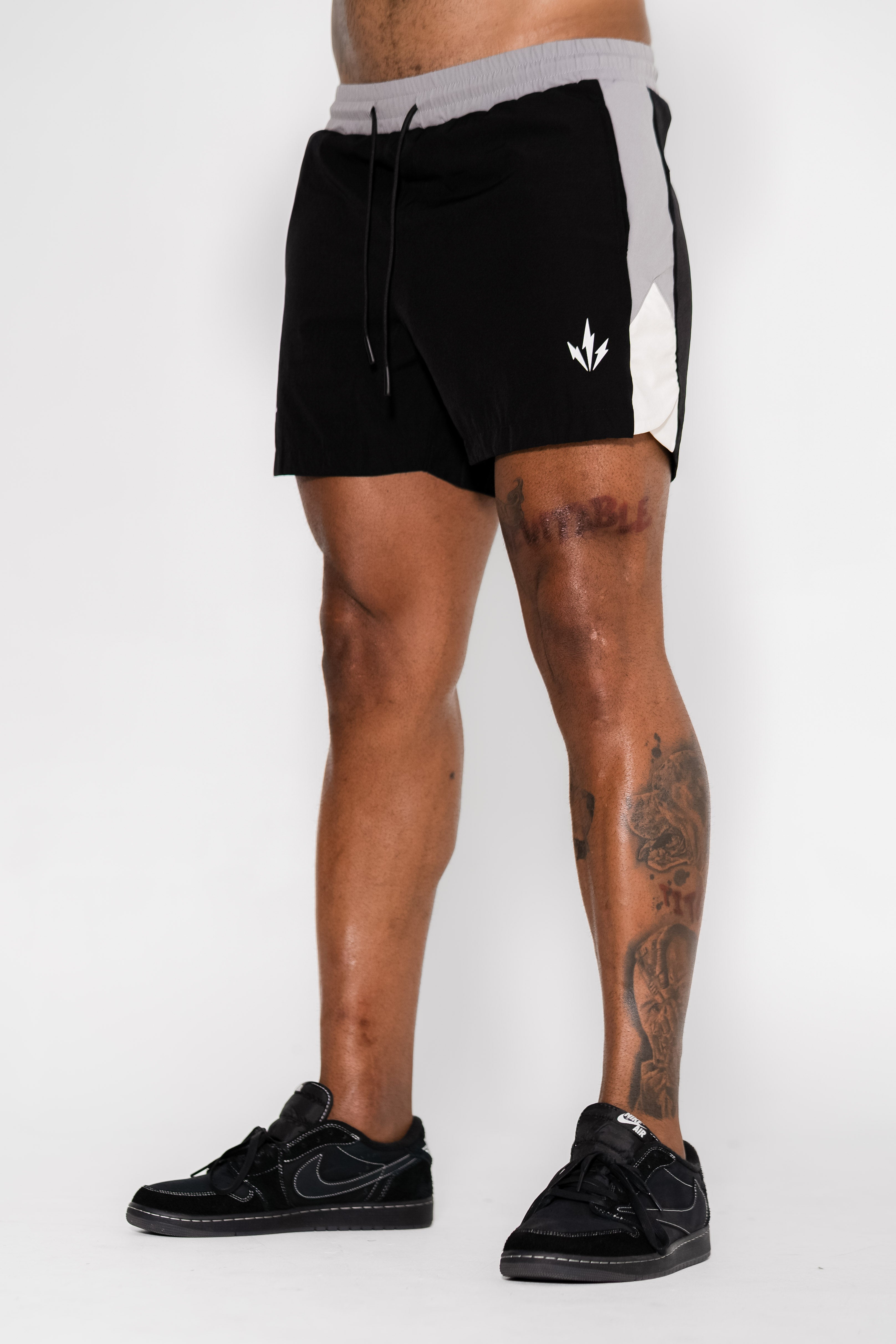 Momentum Short 6" - Gray/Cream
