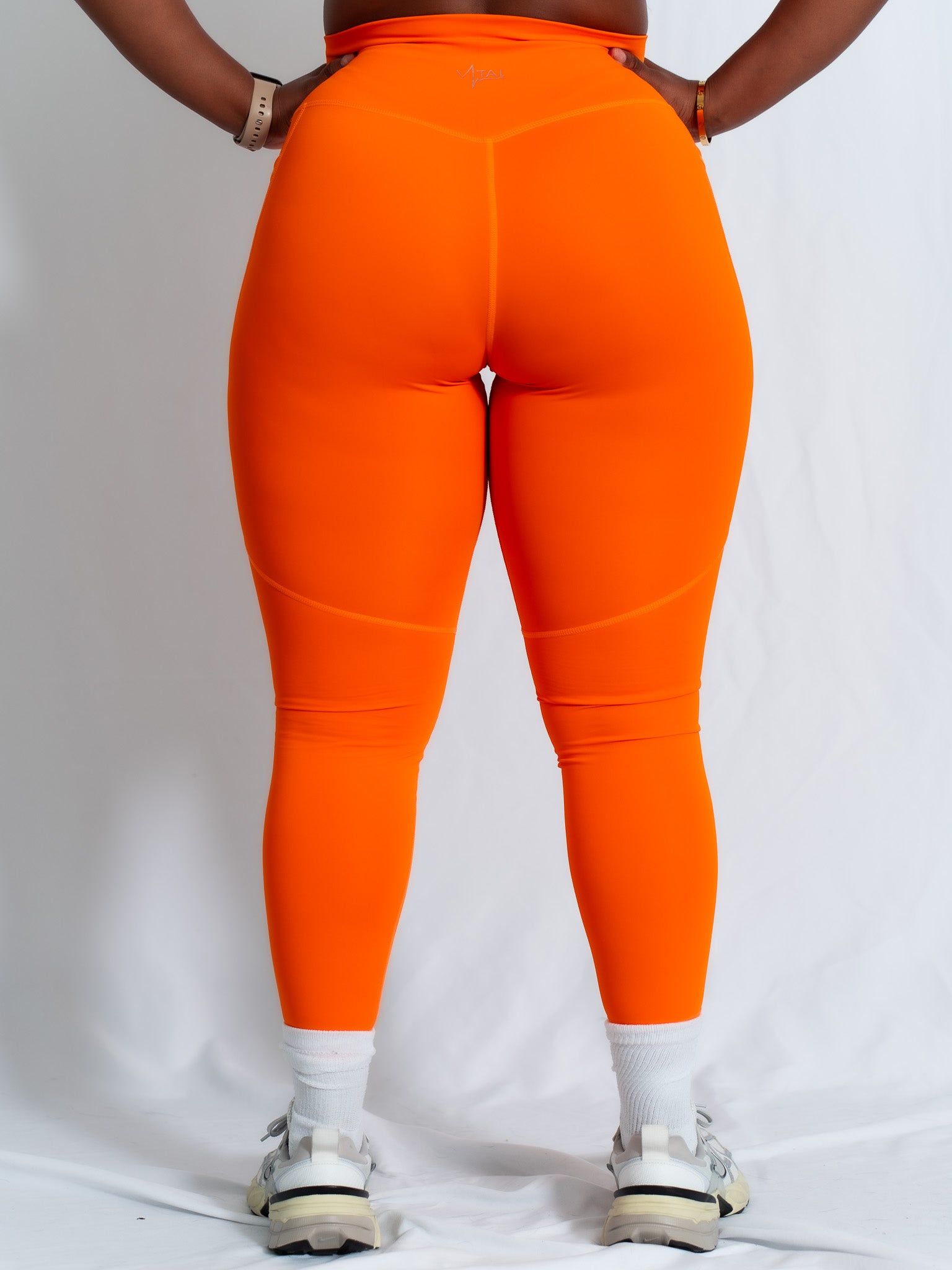 Resilient Pocket Leggings - Orange