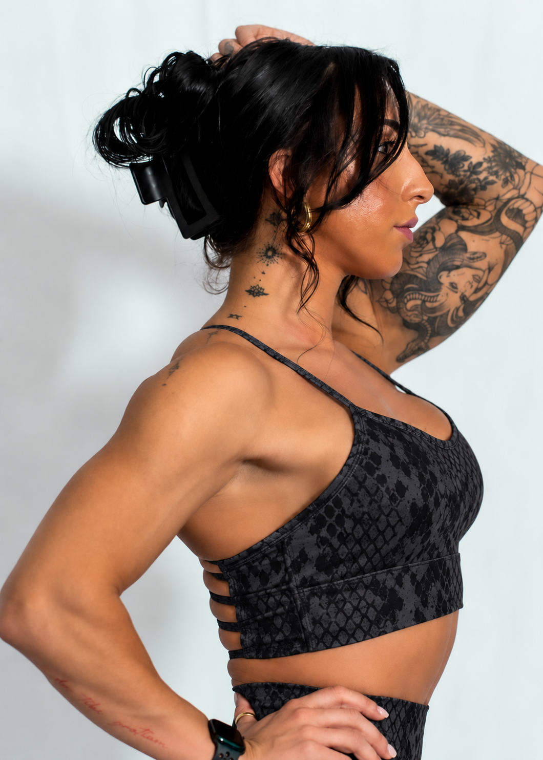 Elevate Adjustable Seamless Bra - Black Snake Skin