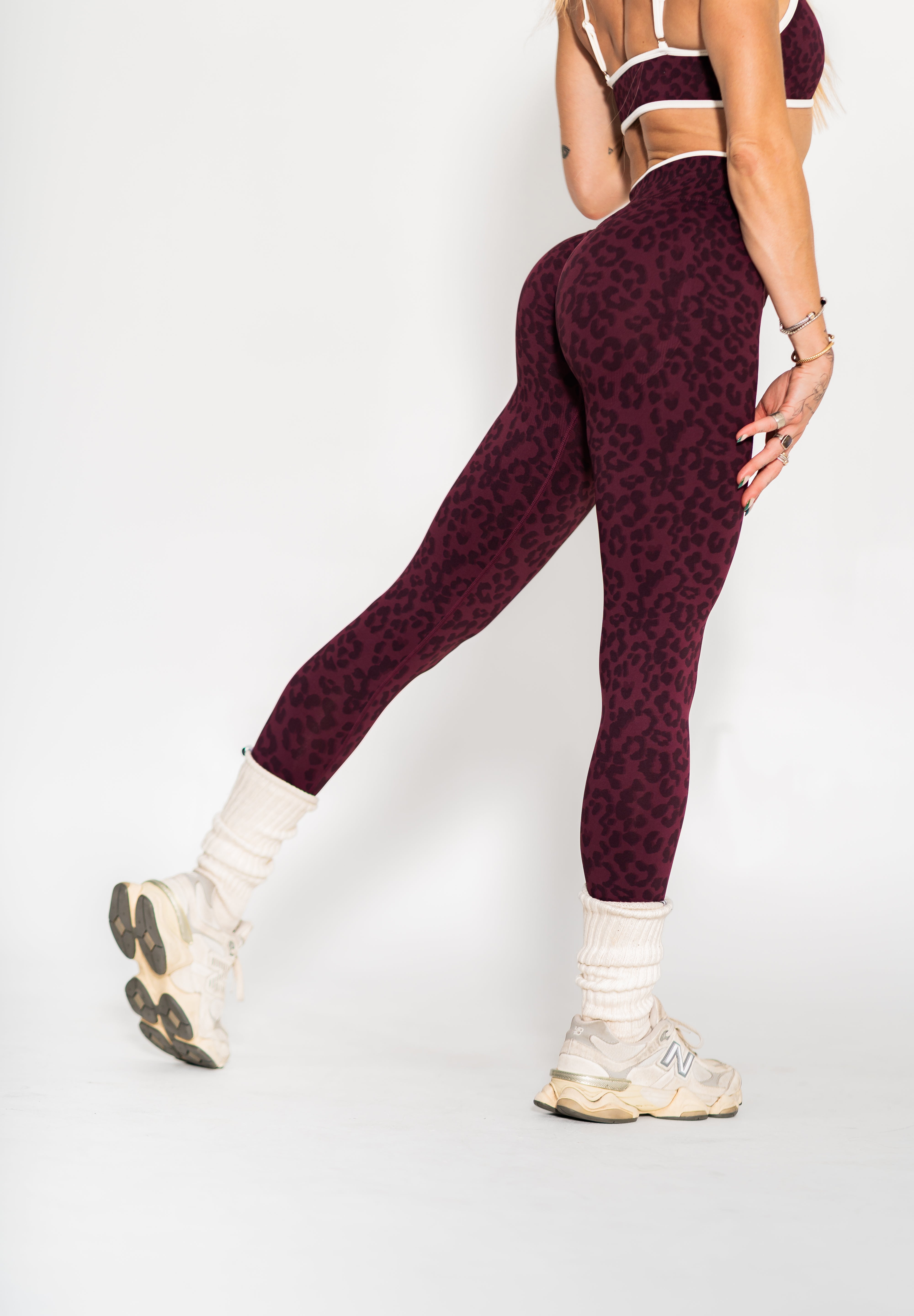 Luxe Seamless Scrunch Butt Leggings - Velvet Leopard