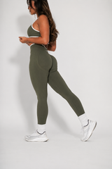 Luxe Scrunch Butt Leggings - Moss Green