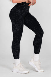 Pinnacle Seamless Scrunch Butt Leggings - Grunge Paisley