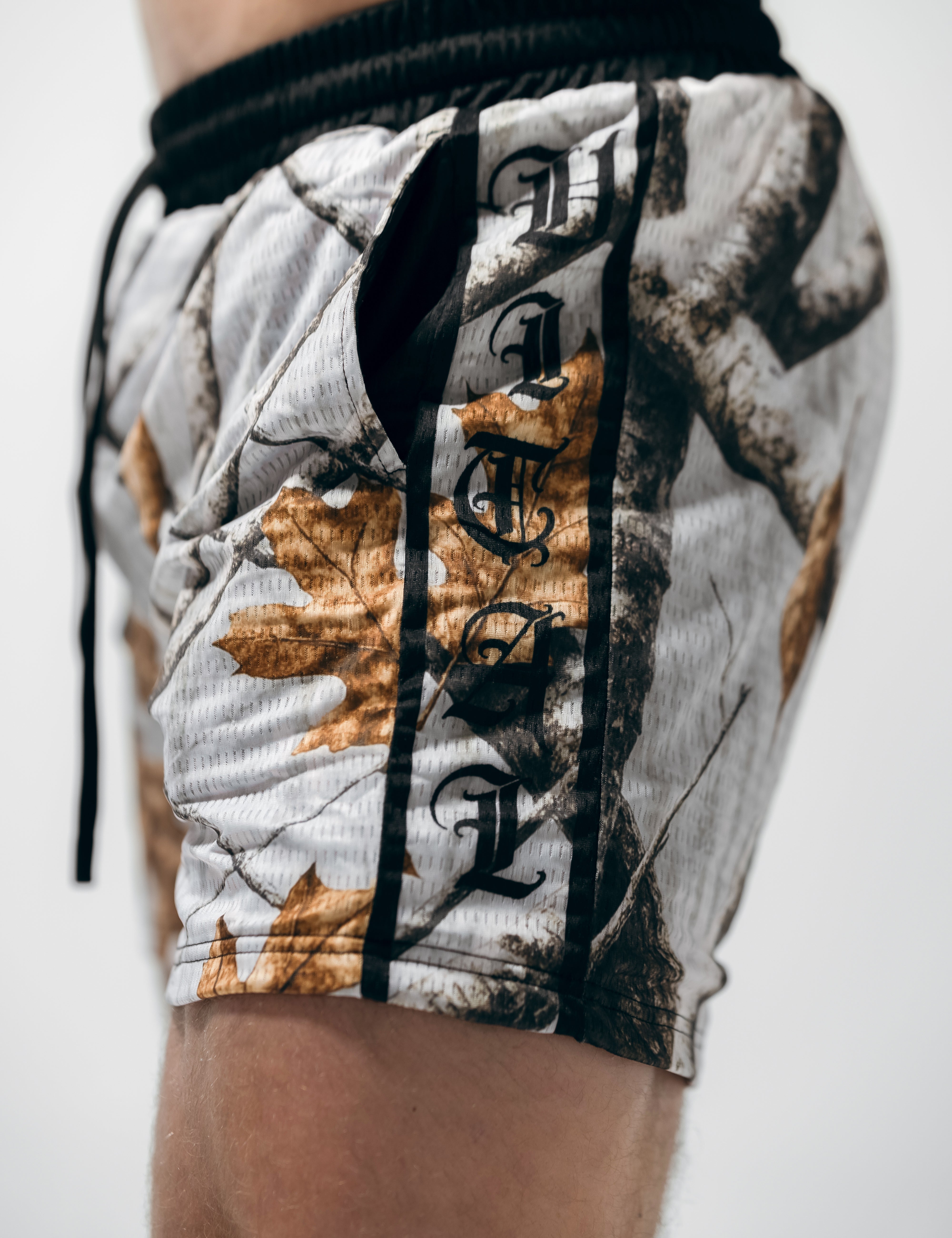 Combat Mesh Shorts 5" - Snow Camo OE - VITAL APPAREL