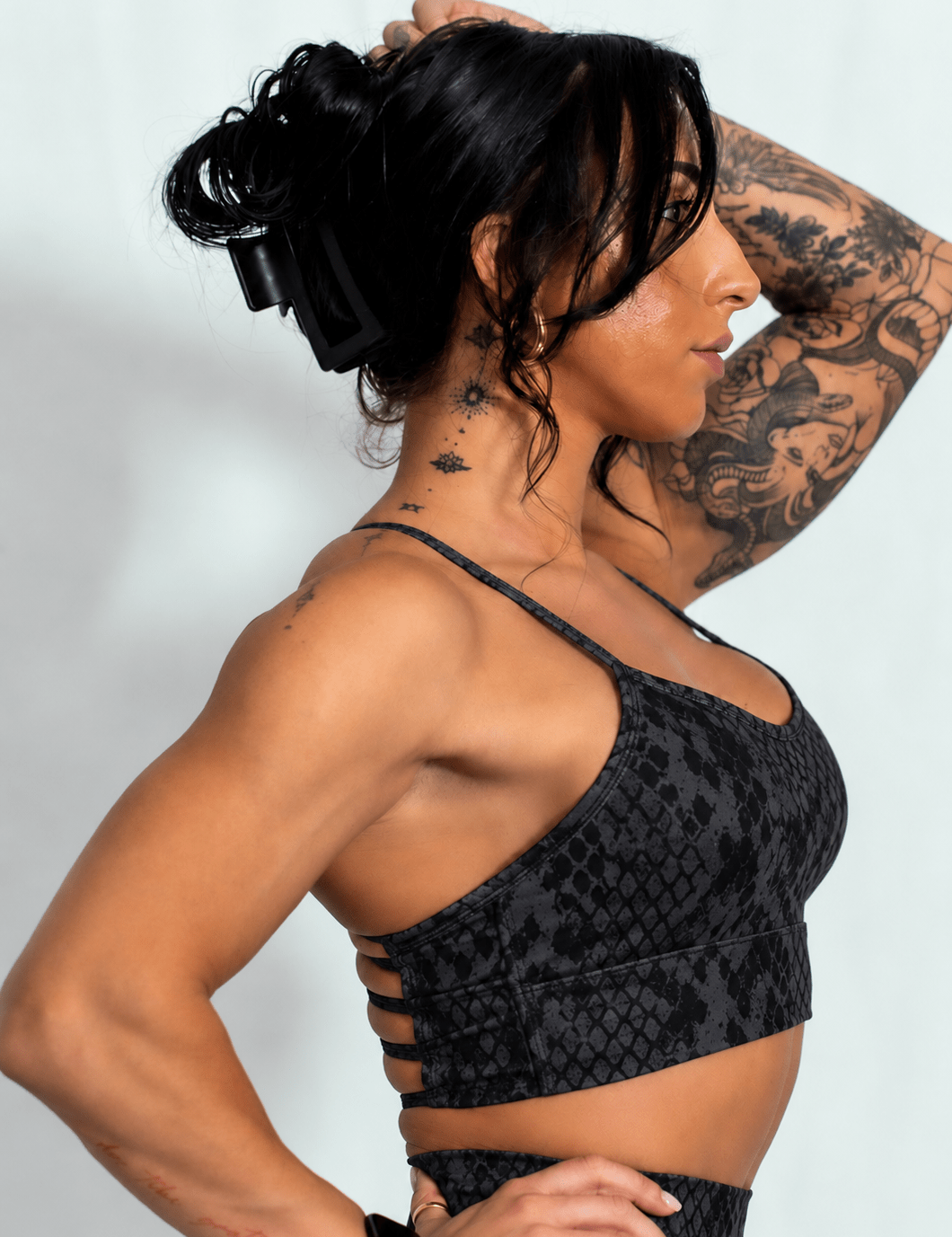 Elevate Adjustable Seamless Bra - Black Snake Skin - VITAL APPAREL