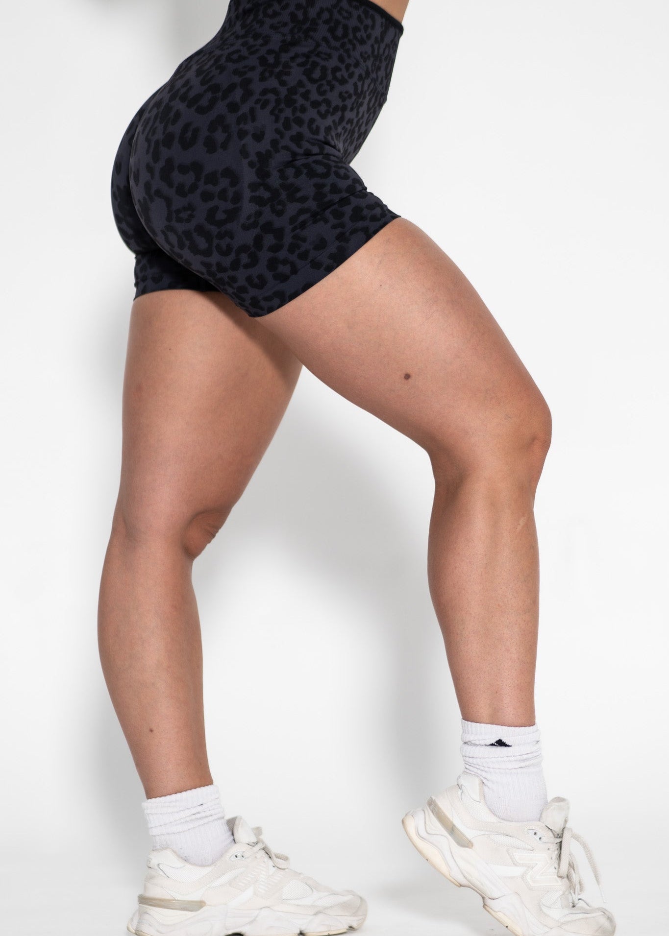 Luxe 4" Scrunch Butt Shorts - Black Leopard - VITAL APPAREL