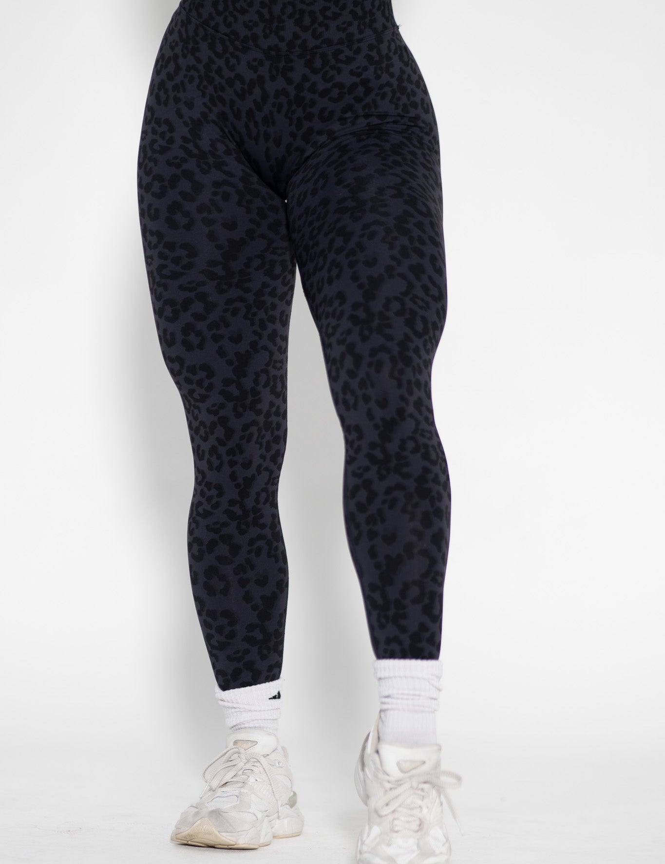Luxe Scrunch Butt Leggings - Black Leopard - VITAL APPAREL