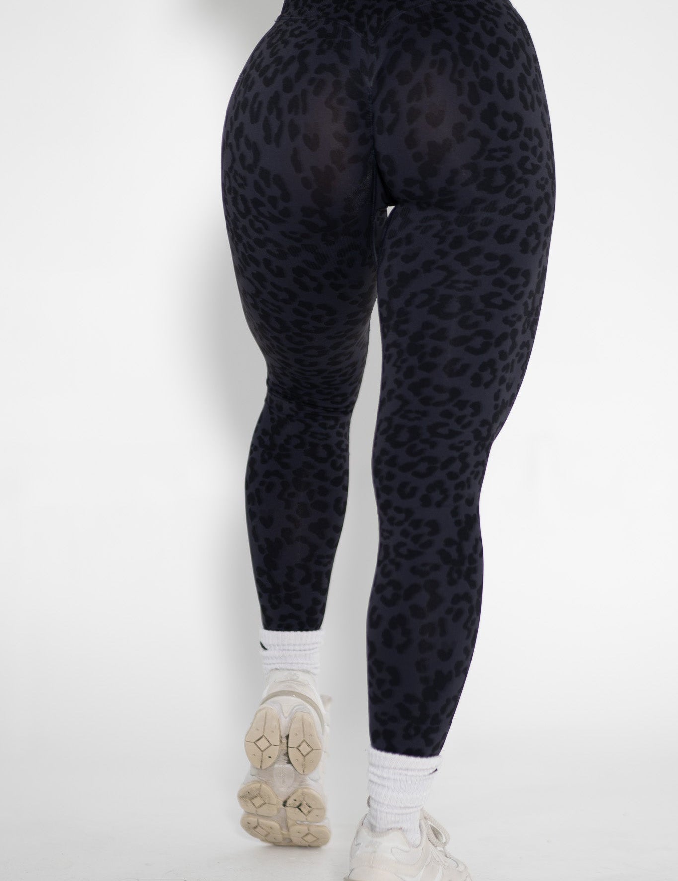 Luxe Scrunch Butt Leggings - Black Leopard - VITAL APPAREL