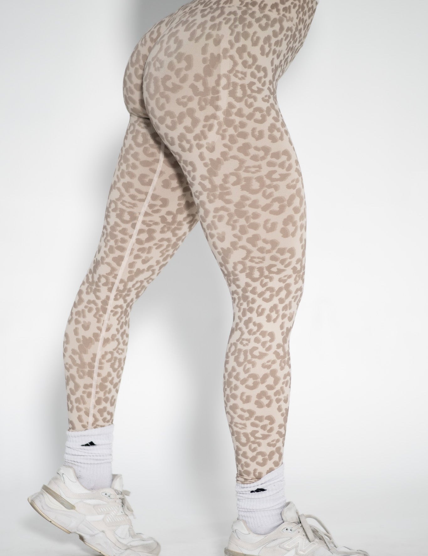 Luxe Scrunch Butt Leggings - Cream Leopard - VITAL APPAREL