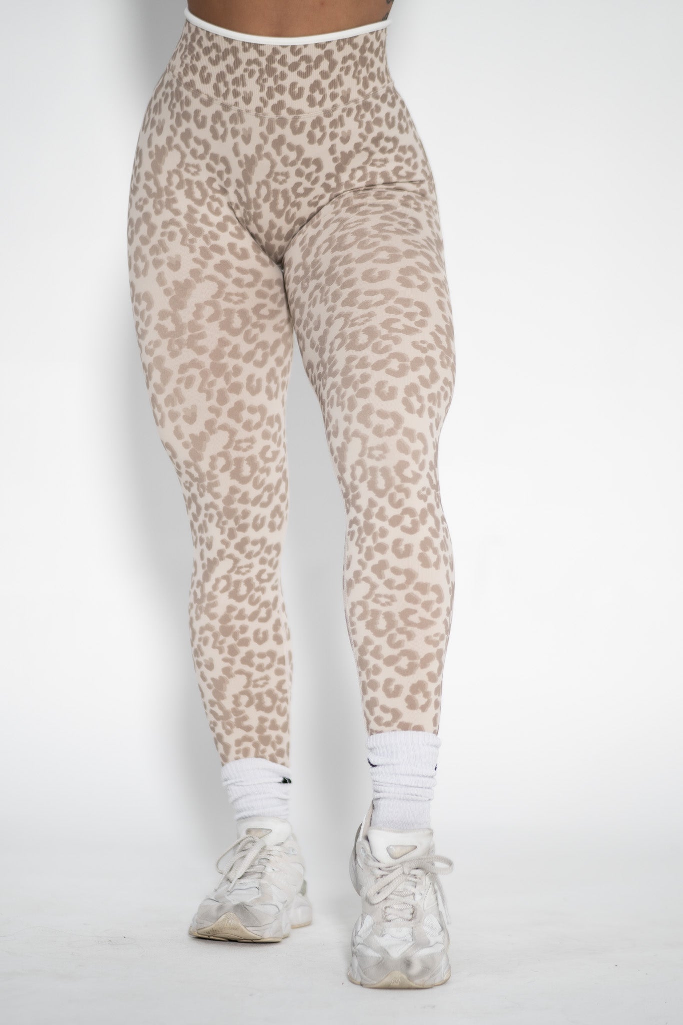 Luxe Scrunch Butt Leggings - Cream Leopard - VITAL APPAREL