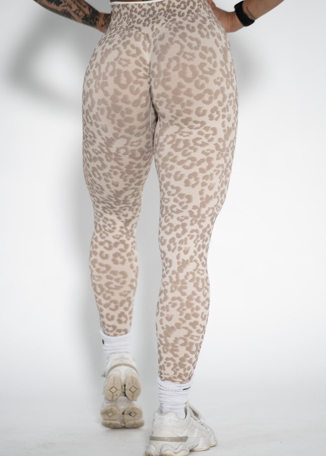 Luxe Scrunch Butt Leggings - Cream Leopard - VITAL APPAREL