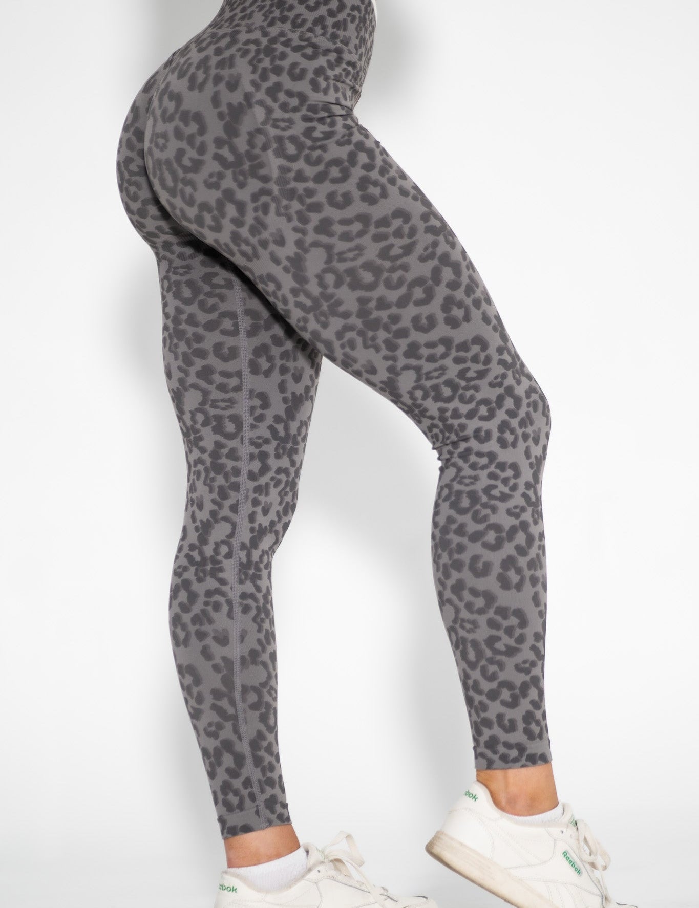 Luxe Scrunch Butt Leggings - Gray Leopard - VITAL APPAREL