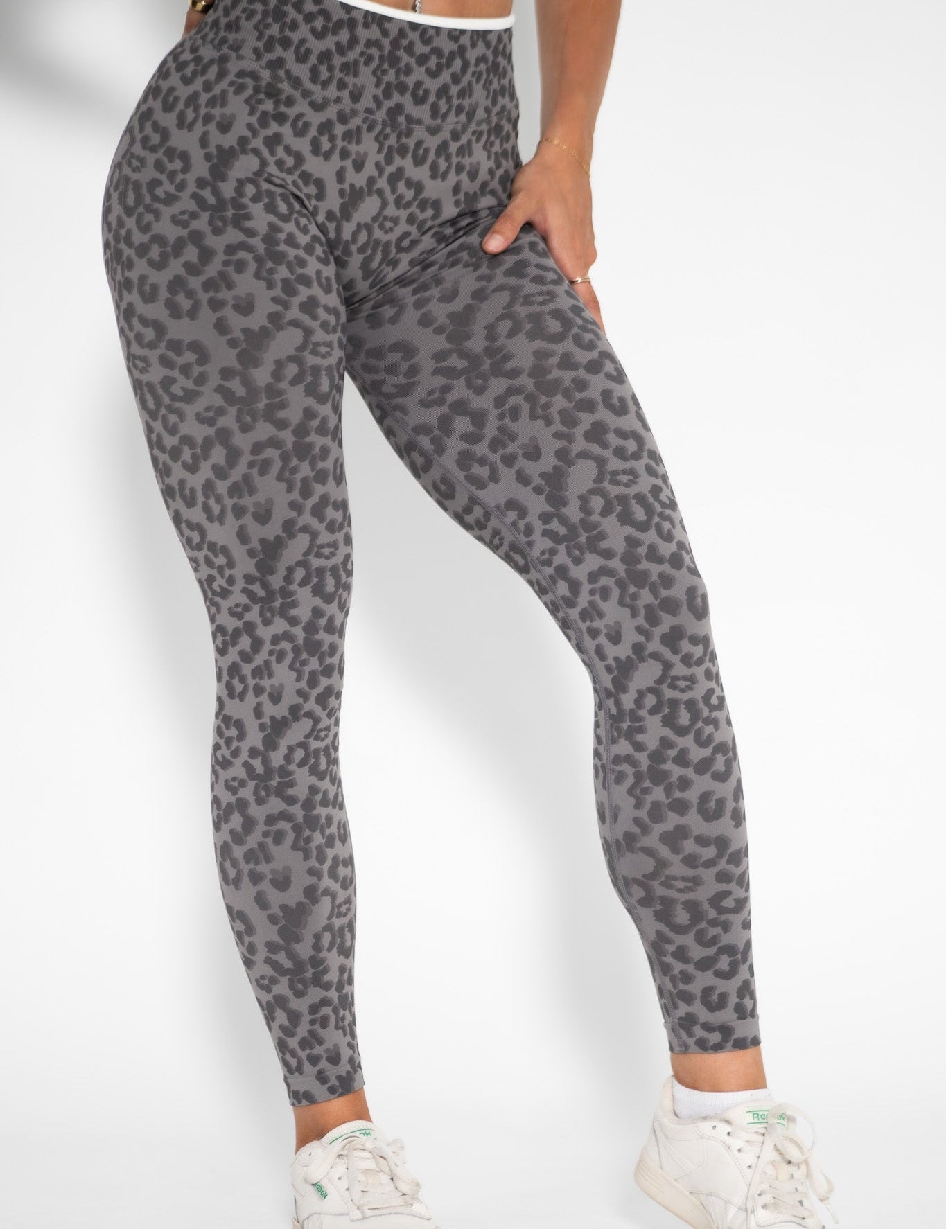 Luxe Scrunch Butt Leggings - Gray Leopard - VITAL APPAREL