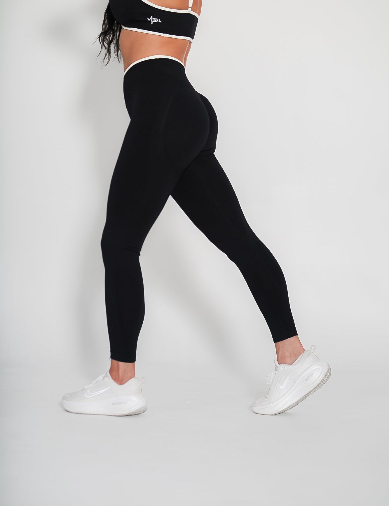 Luxe Scrunch Butt Leggings - Onyx - VITAL APPAREL