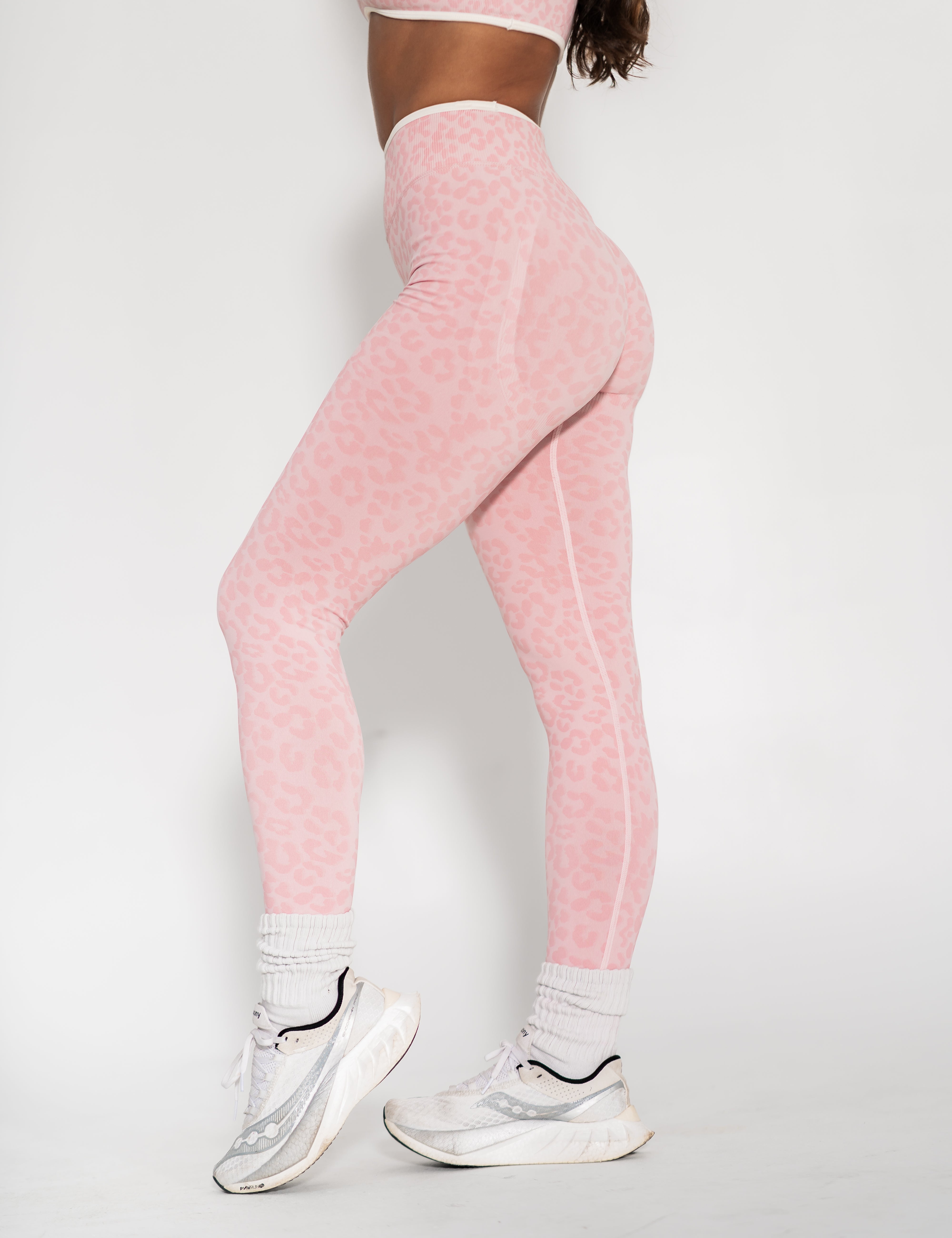Luxe Seamless Scrunch Butt Leggings - Pink Leopard - VITAL APPAREL