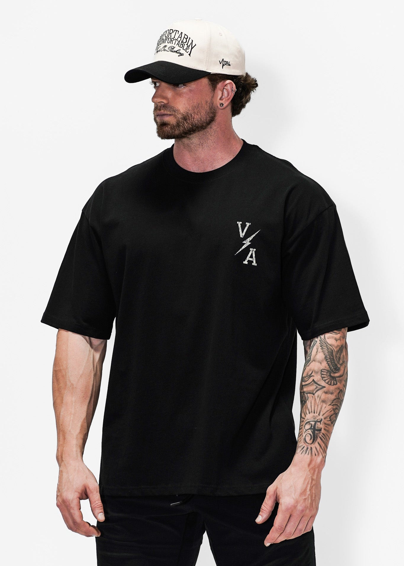 Oversized Pump Cover T-Shirt - Love Hurts - VITAL APPAREL