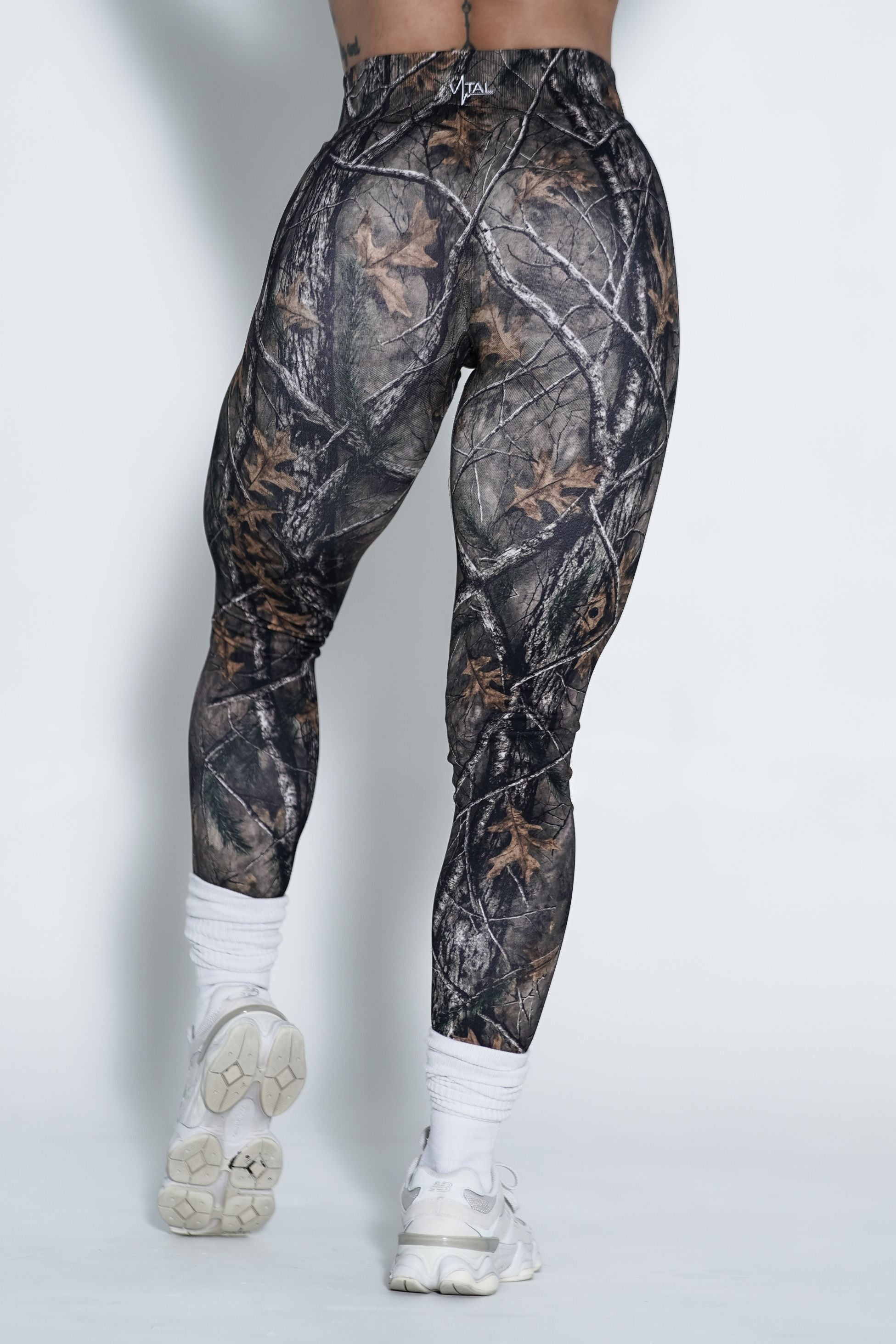 Pinnacle Scrunch Butt Legging - Forest Camo - VITAL APPAREL
