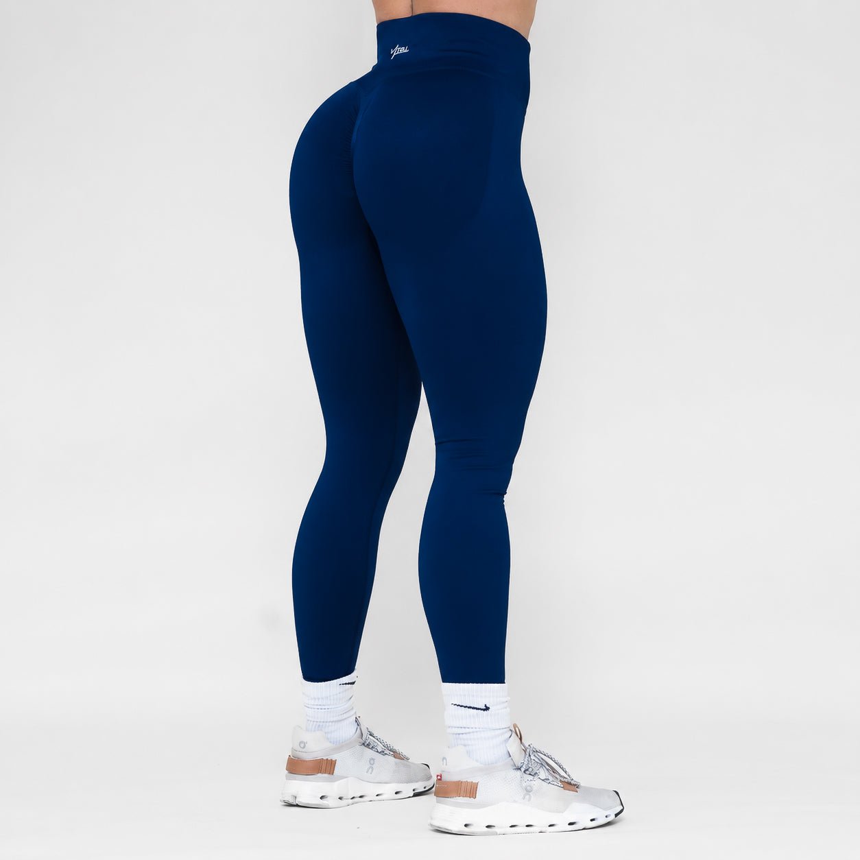 Pinnacle Scrunch Butt Legging - Midnight - VITAL APPAREL