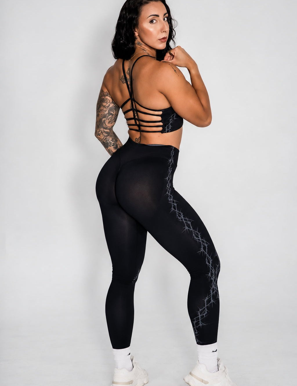 Pinnacle Seamless Scrunch Butt Leggings - Grunge Thorn - VITAL APPAREL