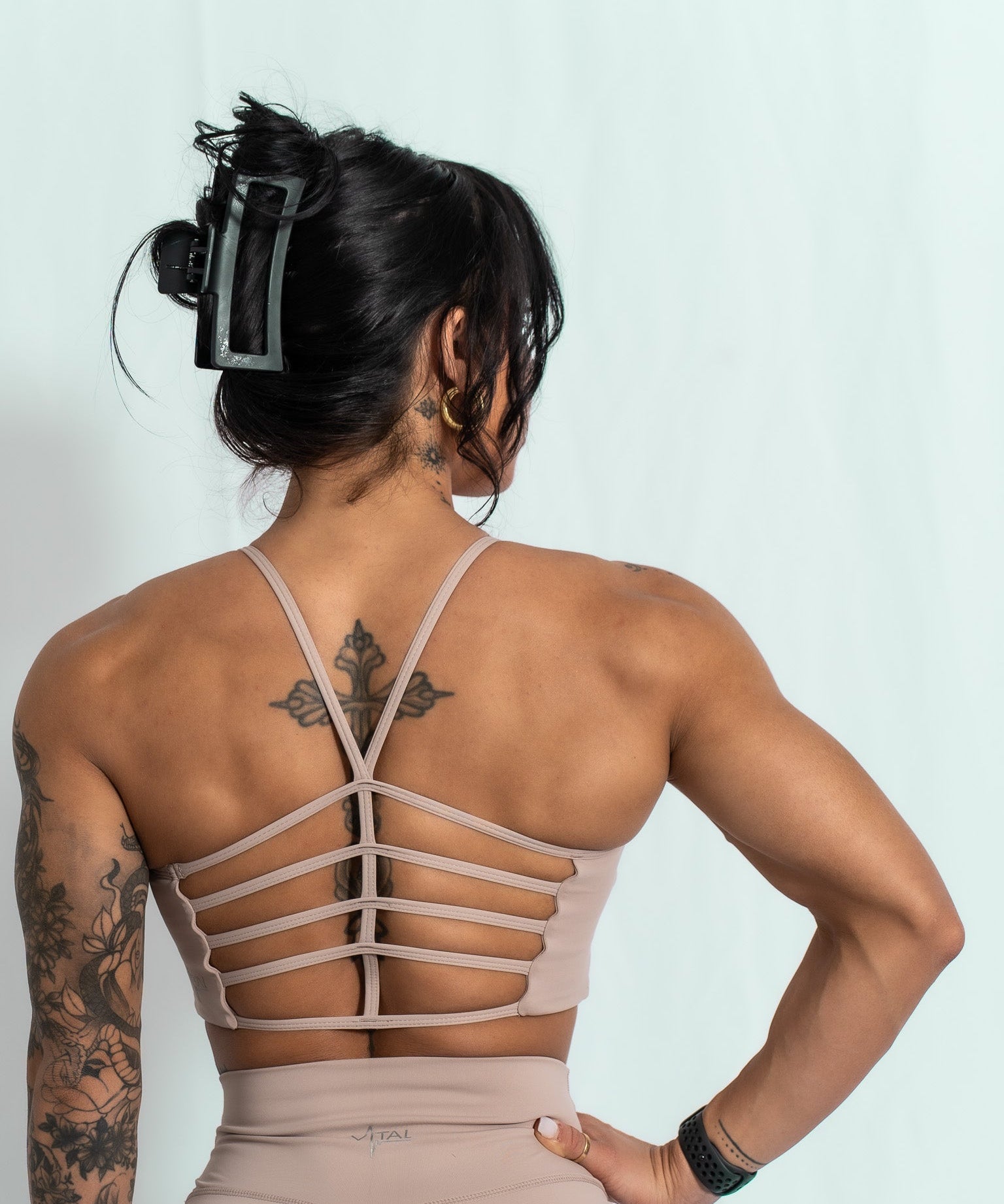 Resilient Elevate Bra - Onyx Clay - VITAL APPAREL