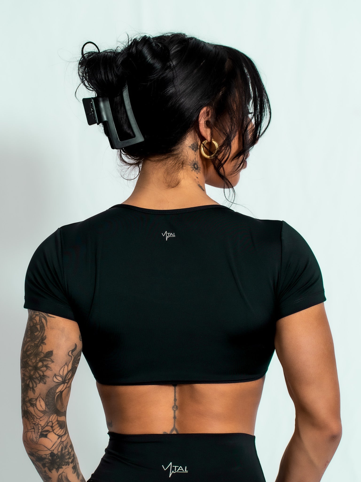 Resilient Fitted Short Sleeve Crop - Black - VITAL APPAREL