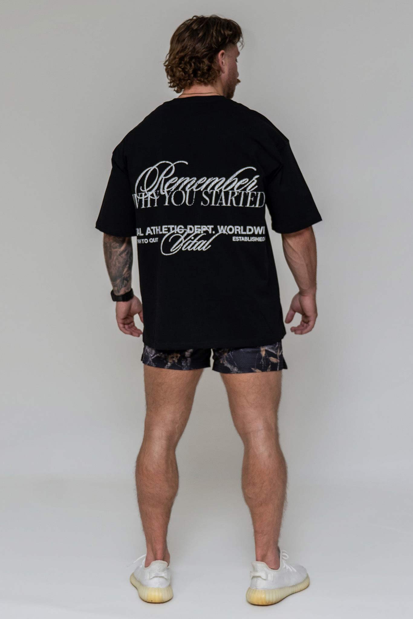 Supreme Oversized Pump Cover - Vintage RWYS Black/White T - VITAL APPAREL