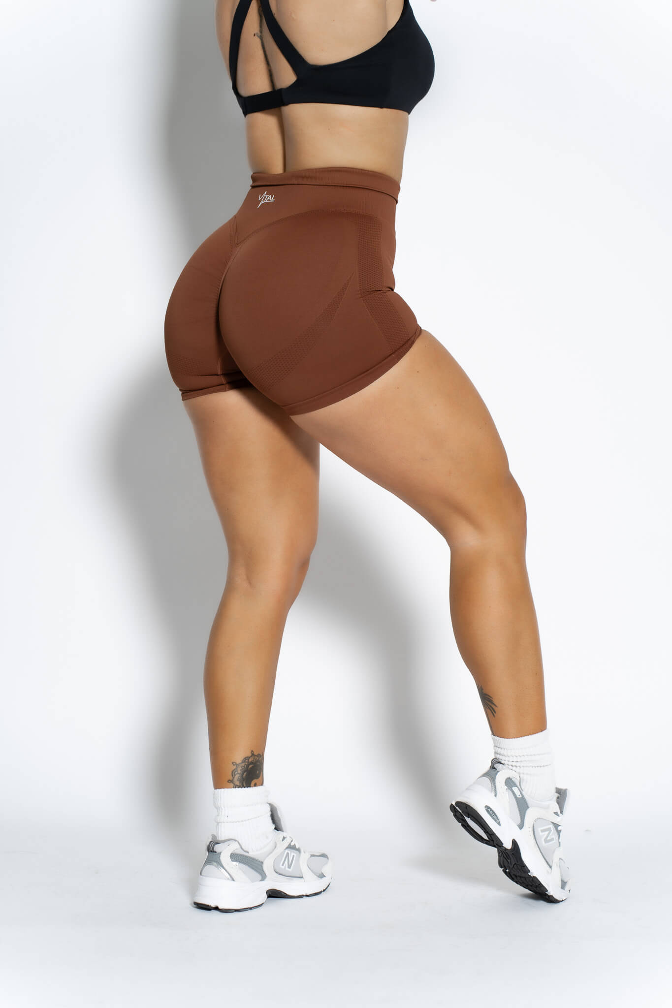 Scrunch Butt Seamless 2.0 Shorts 4.5" Inseam - VITAL APPAREL